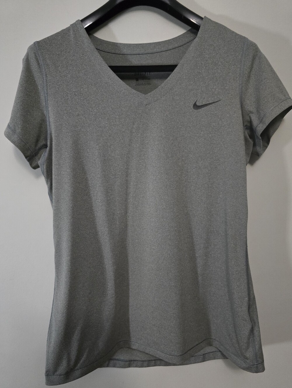 Nike Women's Dri Fit V-Neck Shirt- Heather Gray Size XL